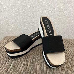 Donald Pliner  “Erma Slides”